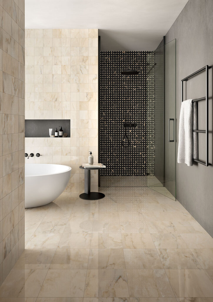 Piastrelle bagno Ceramica Fioranese Sound of Marbles Rosa Cipria 30x30 15x15 Mosaico Weave Nero Fondo
