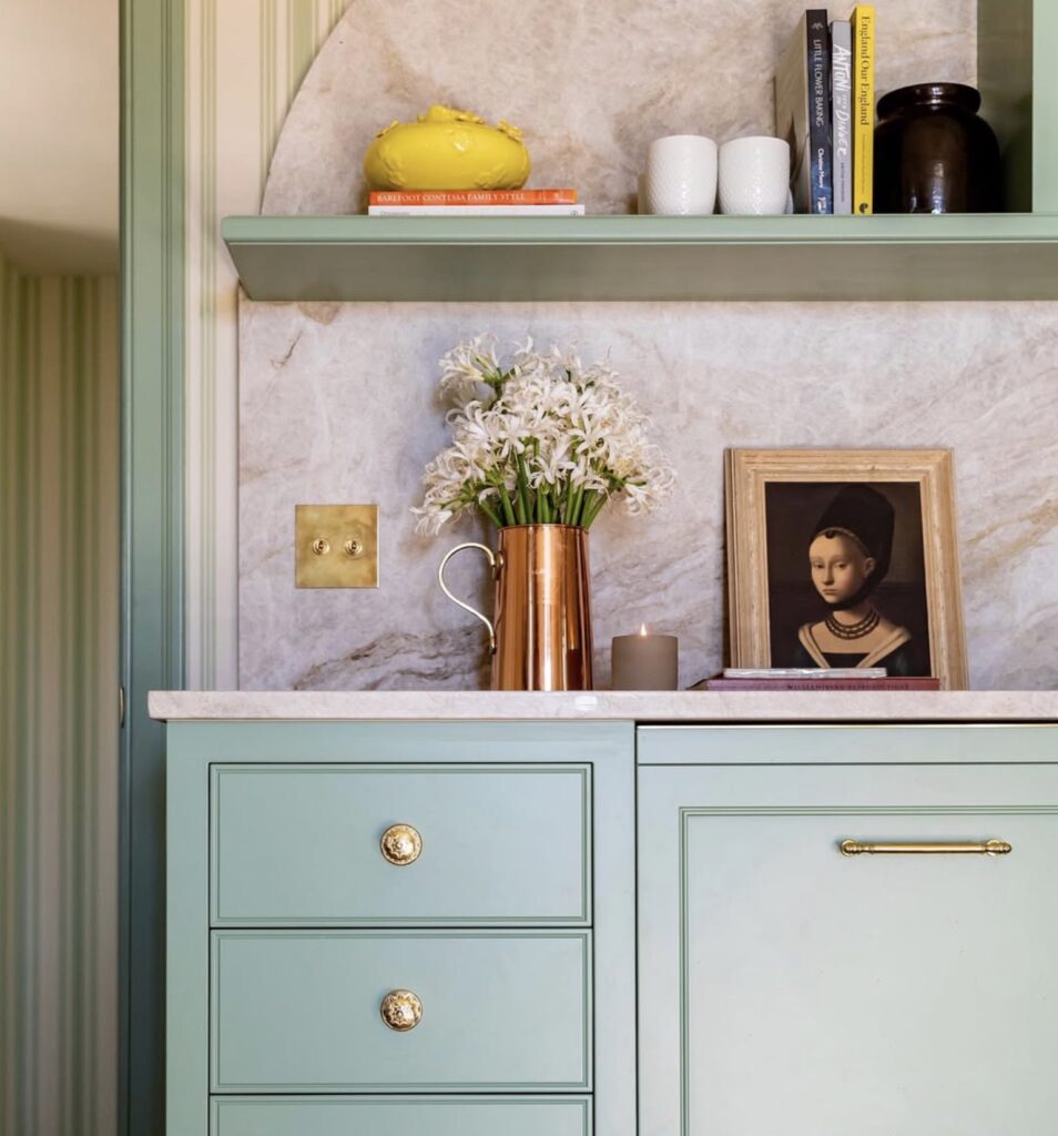 FORBES&LOMAX DOLLY24